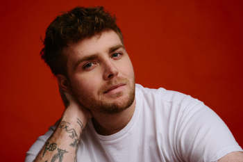 Frontier Touring Australia & New Zealand