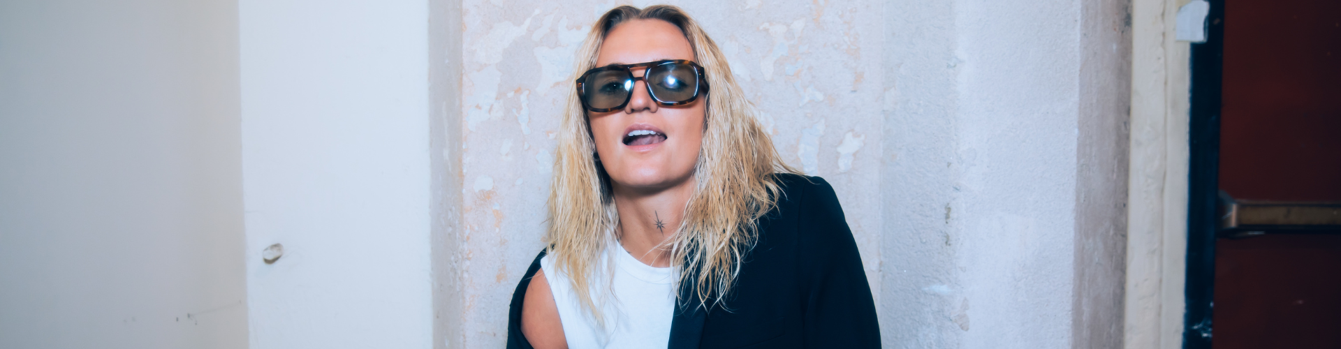 Frontier Touring Australia & New Zealand