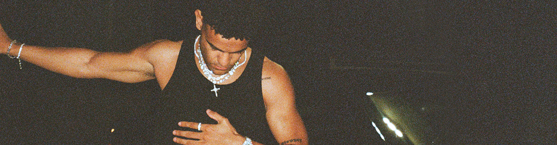 Frontier Touring Australia & New Zealand